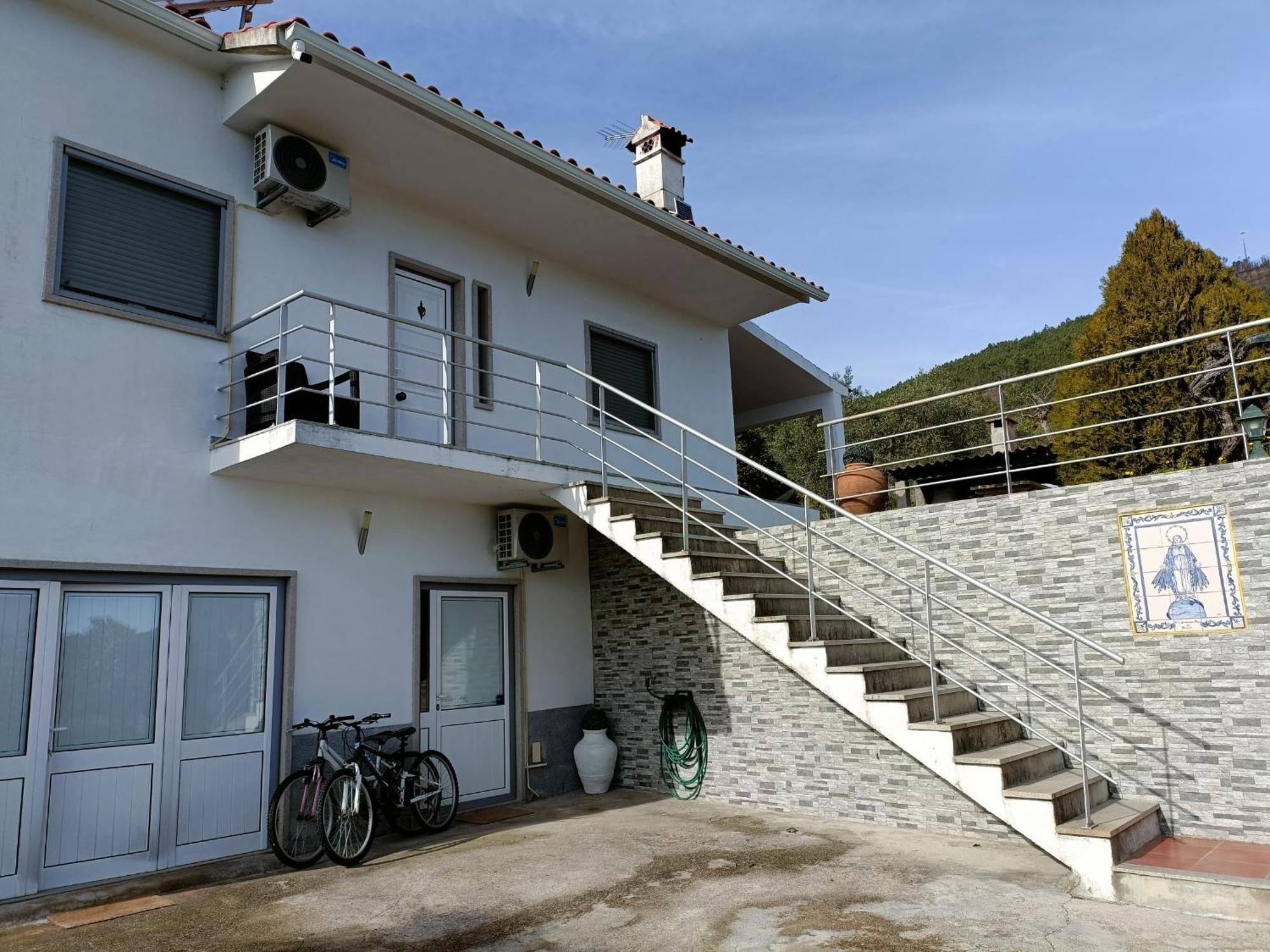 Вилла Casa Da Gardunha Corticada  Экстерьер фото